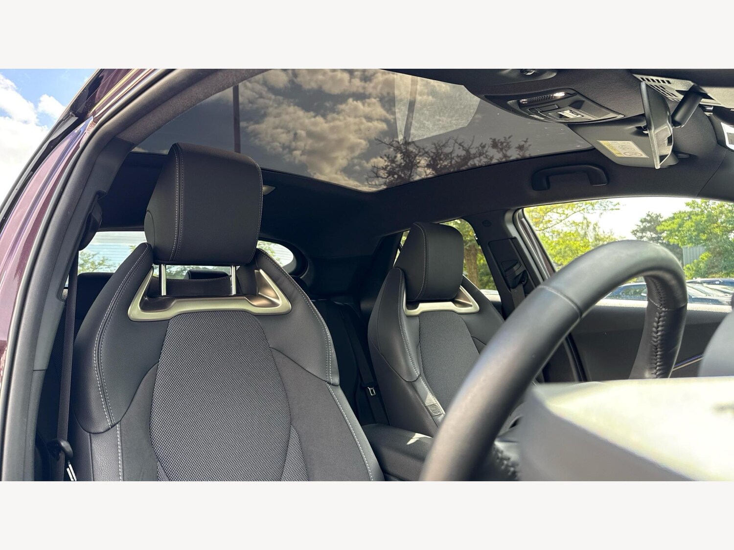 Used Toyota C-HR 2024 for sale - 76000654: Photo 35