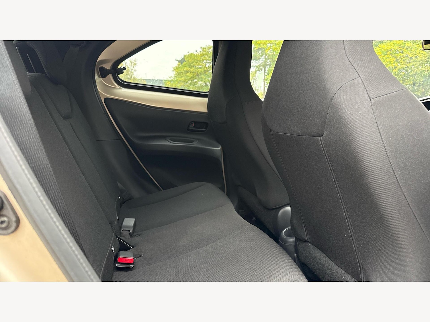 Used Toyota Aygo X 2024 for sale - 76314869: Photo 14