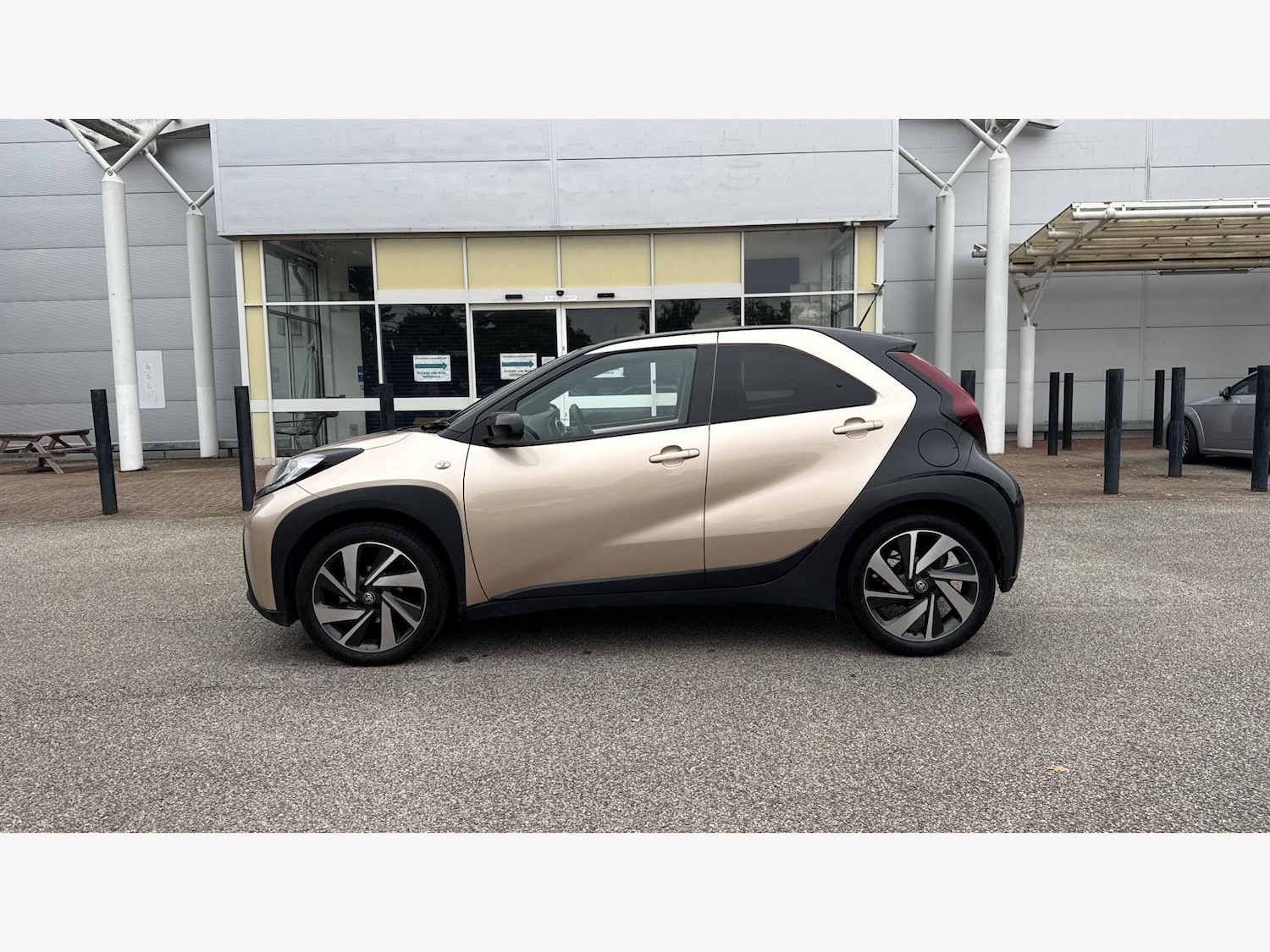 Used Toyota Aygo X 2024 for sale - 76314869: Photo 19