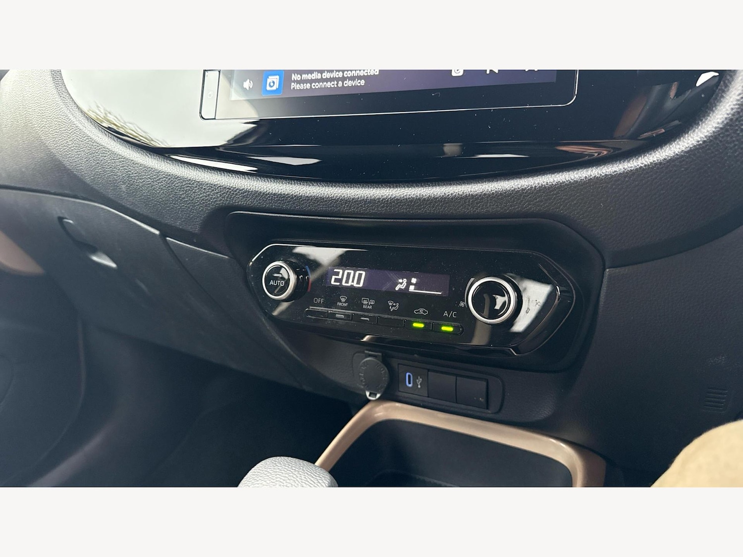 Used Toyota Aygo X 2024 for sale - 76314869: Photo 25