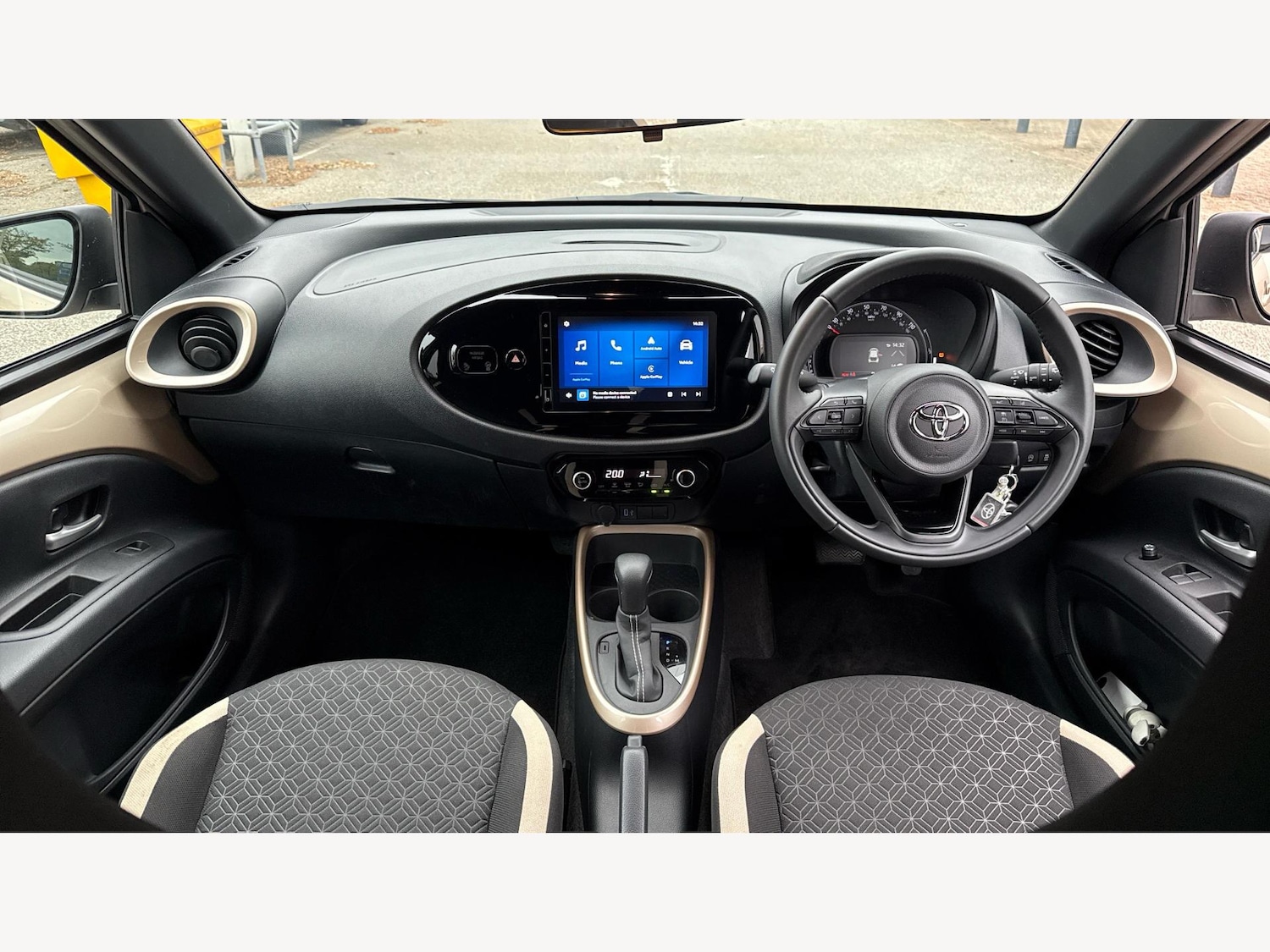 Used Toyota Aygo X 2024 for sale - 76314869: Photo 7