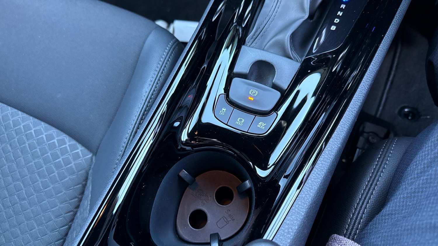 Used Toyota C-HR 2023 for sale - 77202843: Photo 33