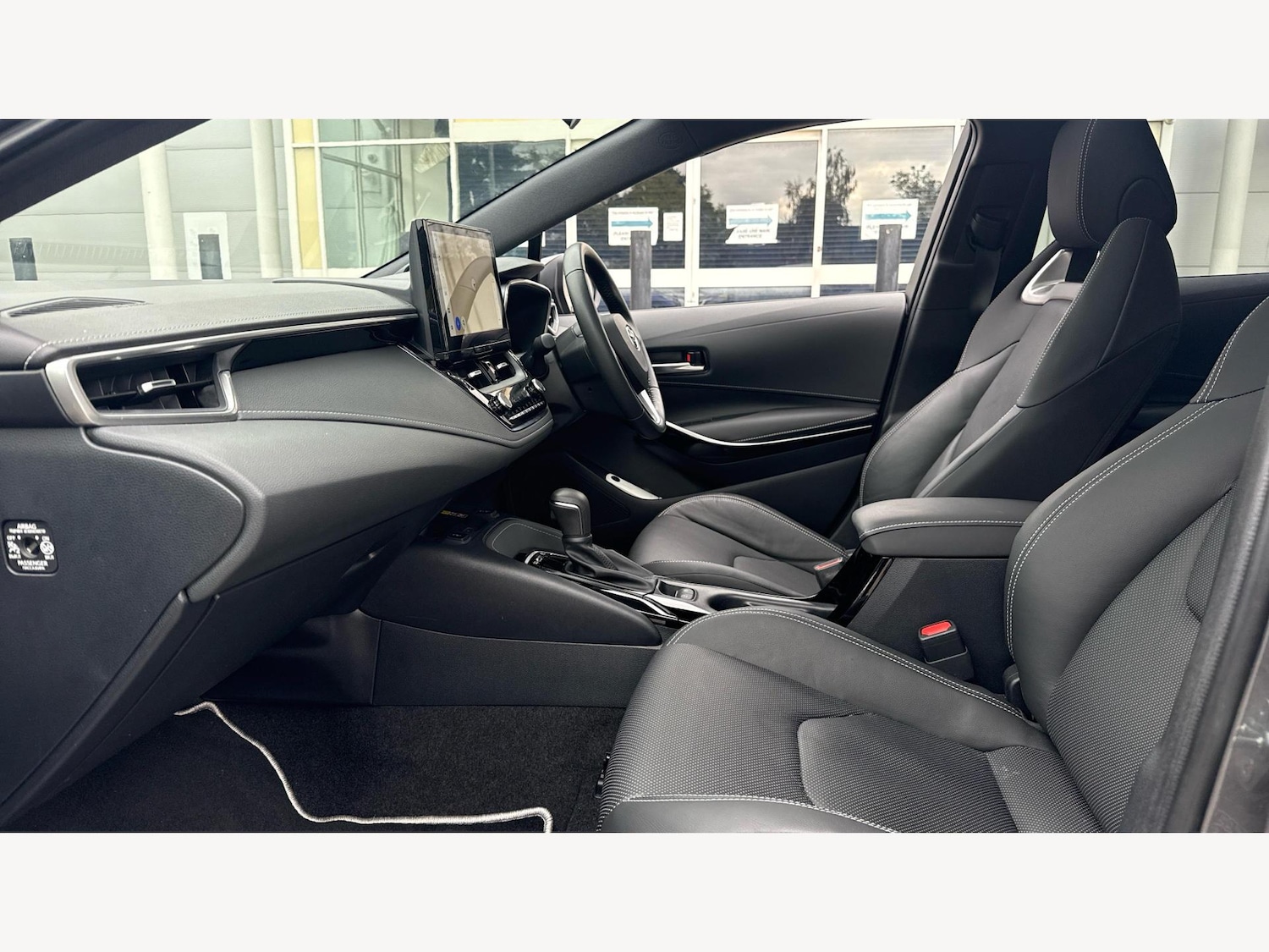 Used Toyota Corolla 2024 for sale - 76441213: Photo 12