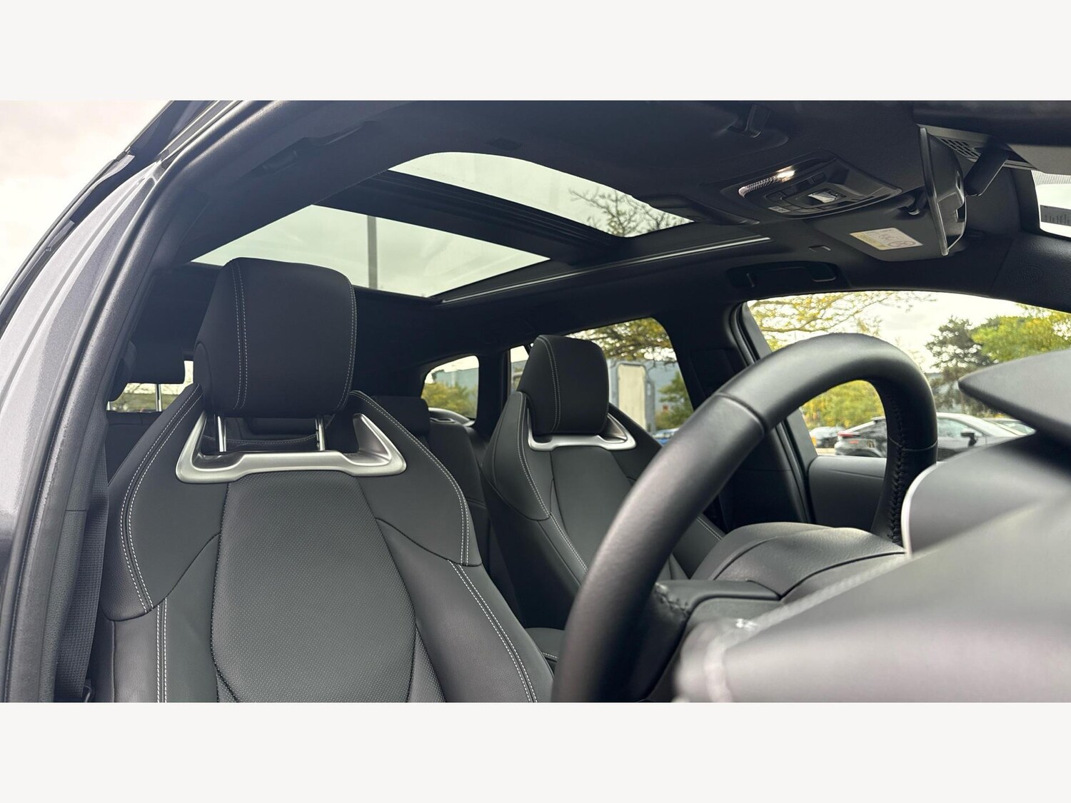 Used Toyota Corolla 2024 for sale - 76441213: Photo 34