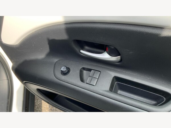 Used Toyota Aygo X 2023 for sale - 74699845: Photo 31