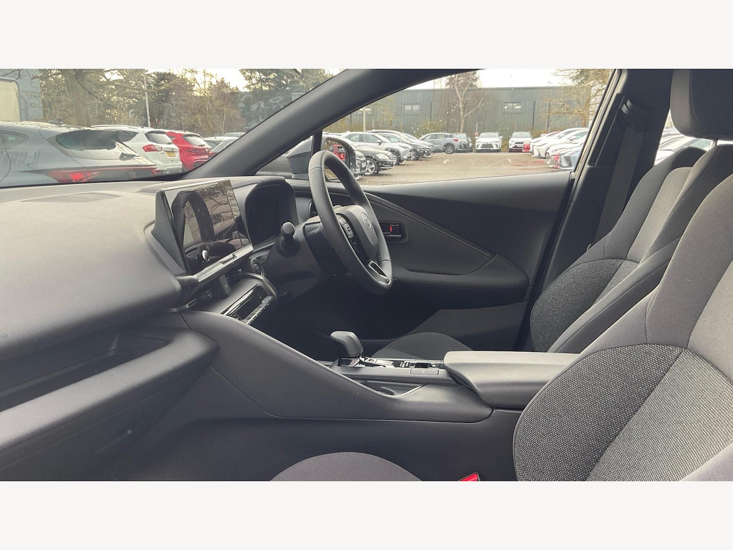 Used Toyota C-HR 2025 for sale - 77040870: Photo 12