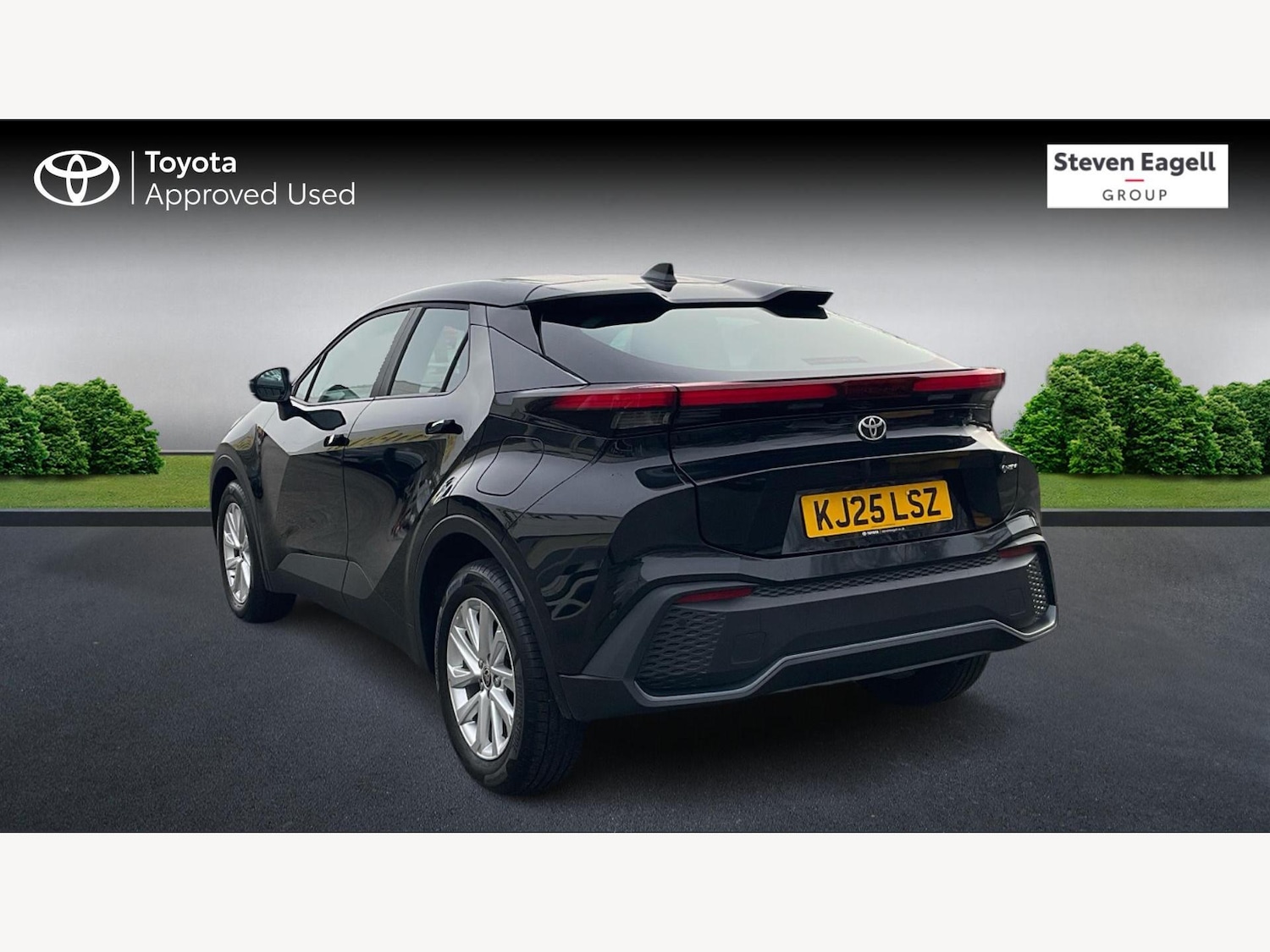 Used Toyota C-HR 2025 for sale - 77040870: Photo 6