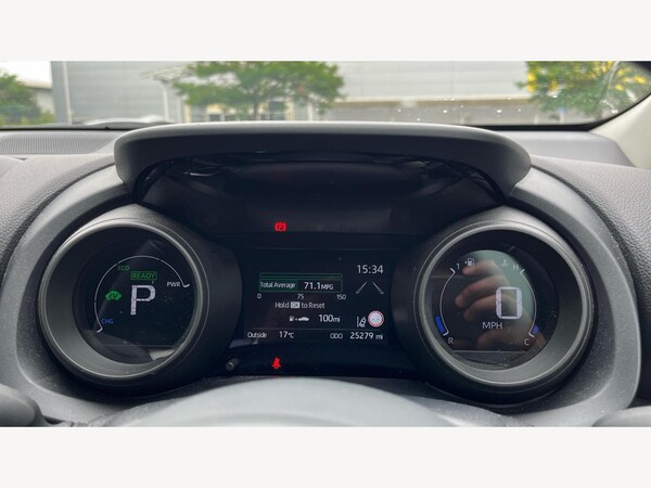 Used Toyota Yaris 2023 for sale - 75657650: Photo 11