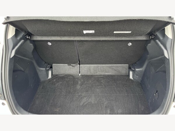 Used Toyota Yaris 2023 for sale - 75657650: Photo 16