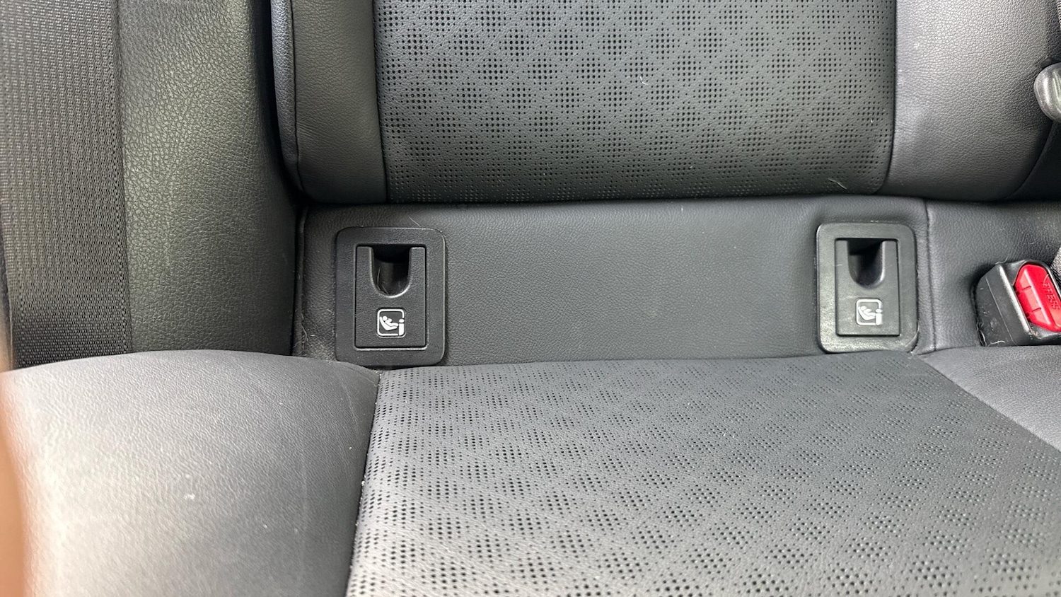 Used Toyota C-HR 2022 for sale - 77724148: Photo 32