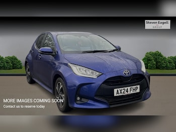 Used Toyota Yaris 2024 for sale - 77387500: Photo