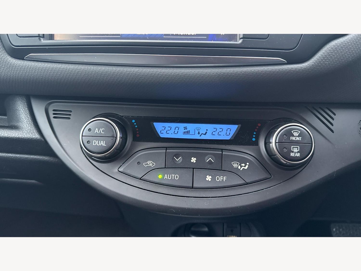 Used Toyota Yaris 2016 for sale - 77291397: Photo 22