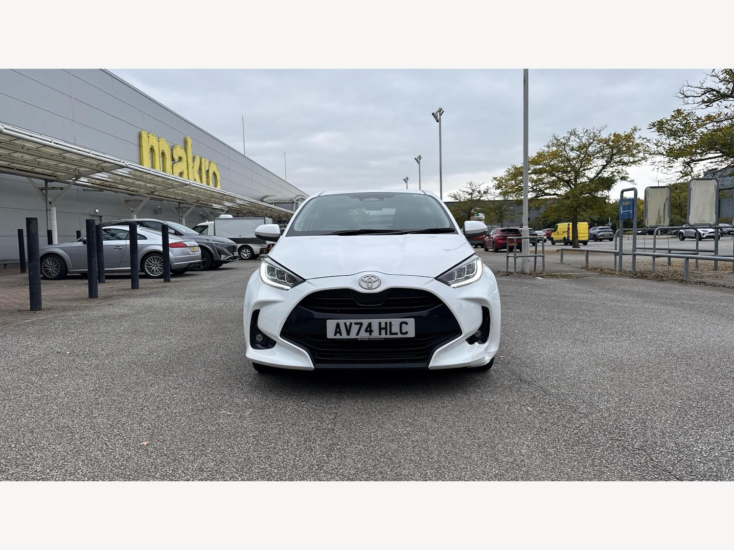 Used Toyota Yaris 2024 for sale - 76371199: Photo 17