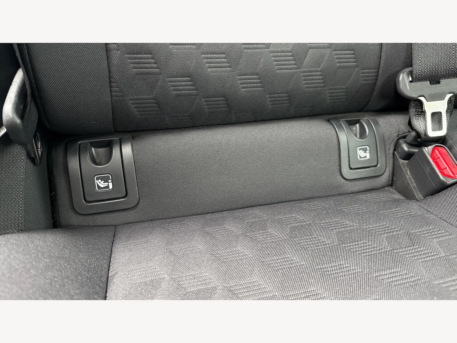 Used Toyota Yaris 2024 for sale - 76371199: Photo 31