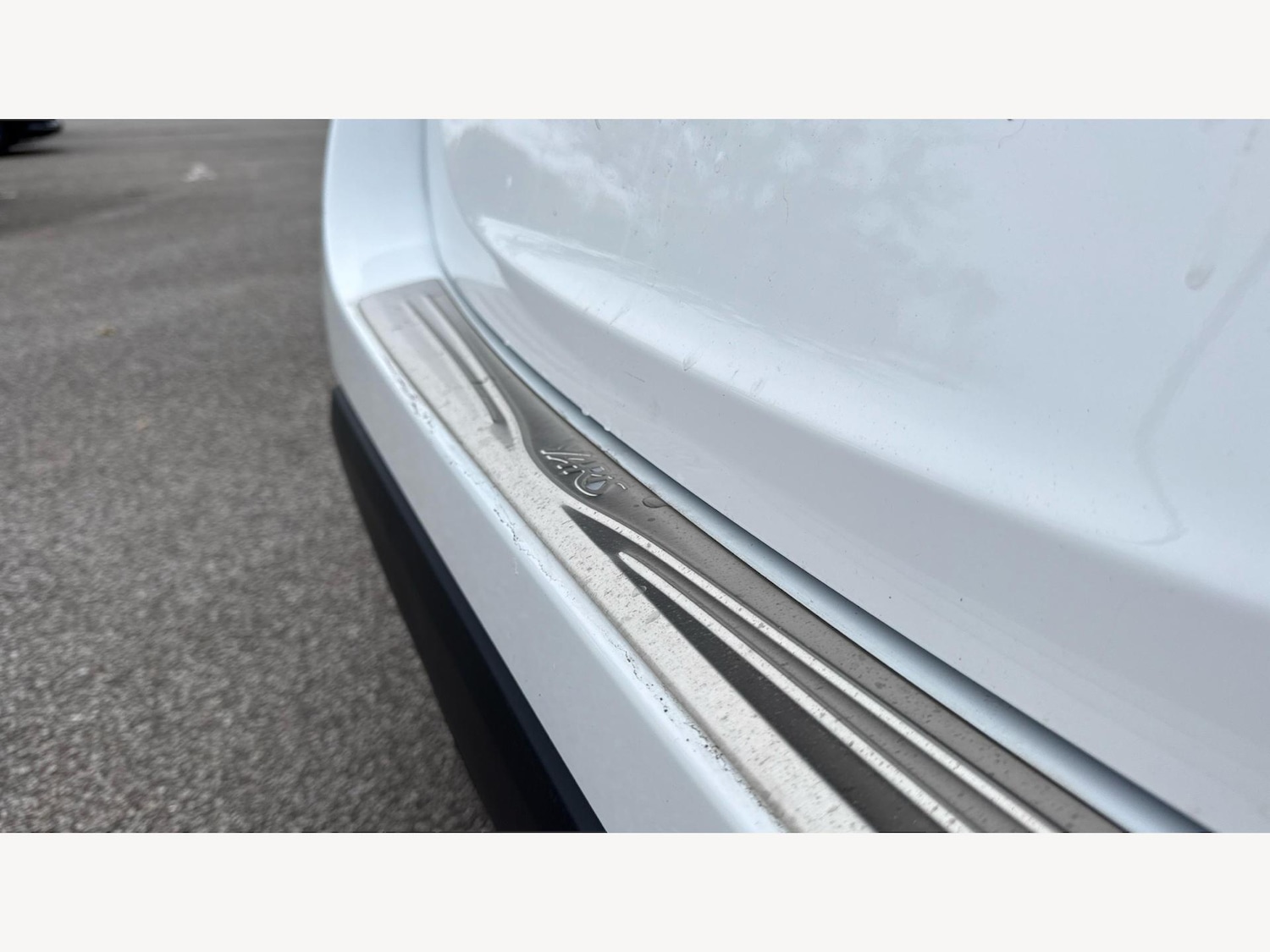 Used Toyota Yaris 2024 for sale - 76371199: Photo 33