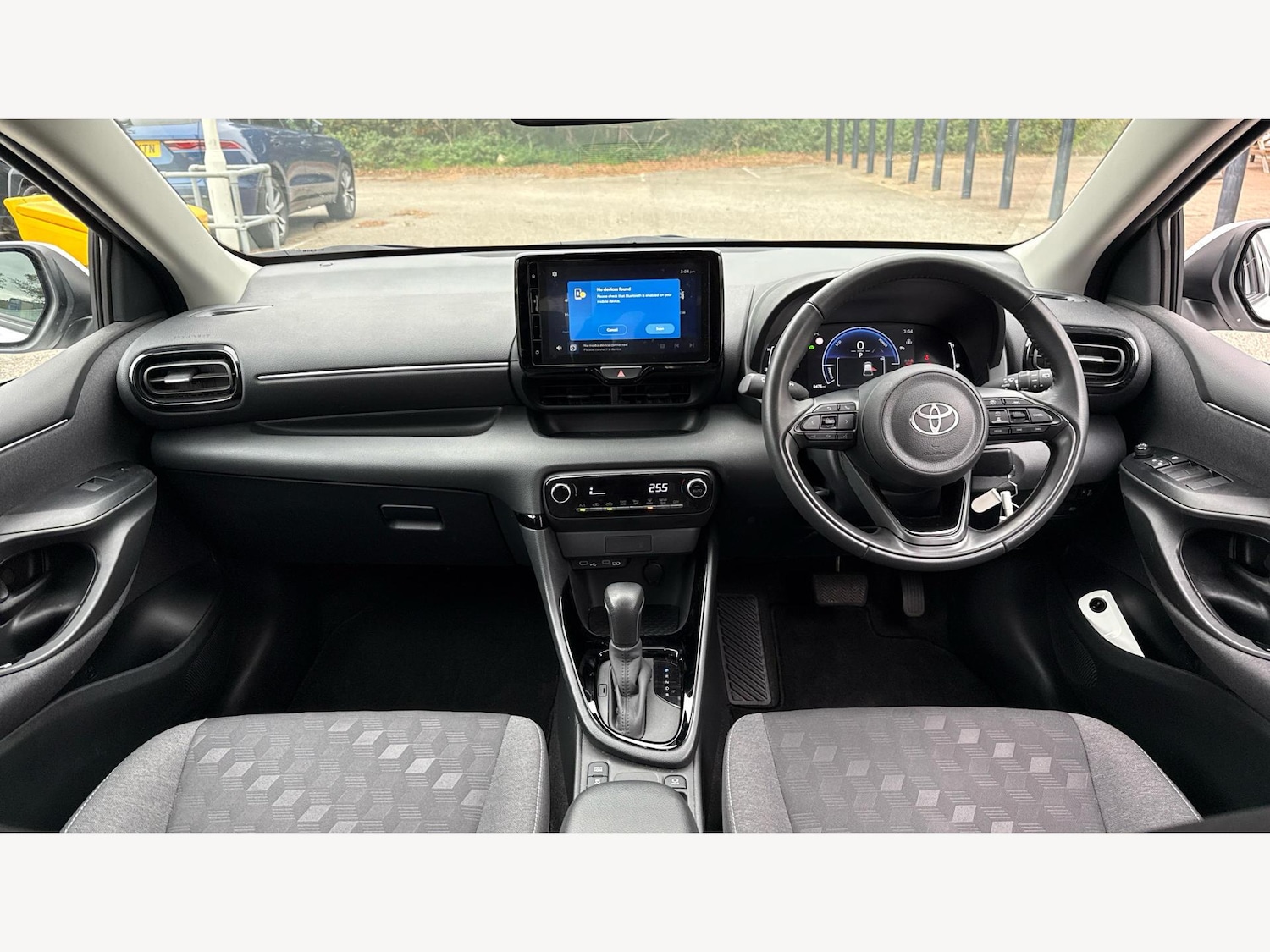 Used Toyota Yaris 2024 for sale - 76371199: Photo 7