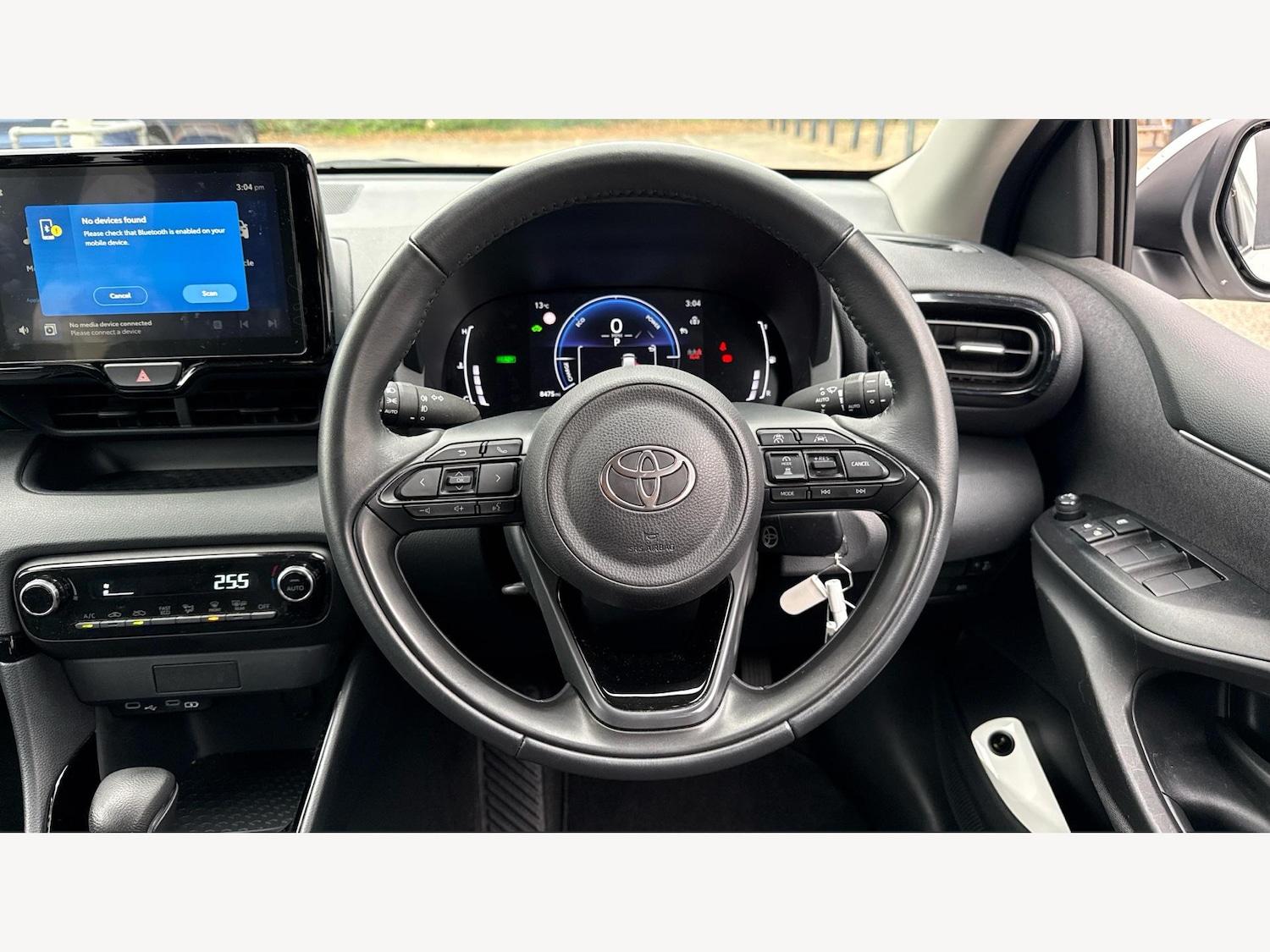 Used Toyota Yaris 2024 for sale - 76371199: Photo 8