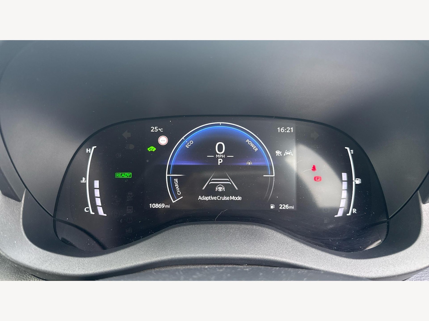 Used Toyota Yaris 2024 for sale - 77097384: Photo 11