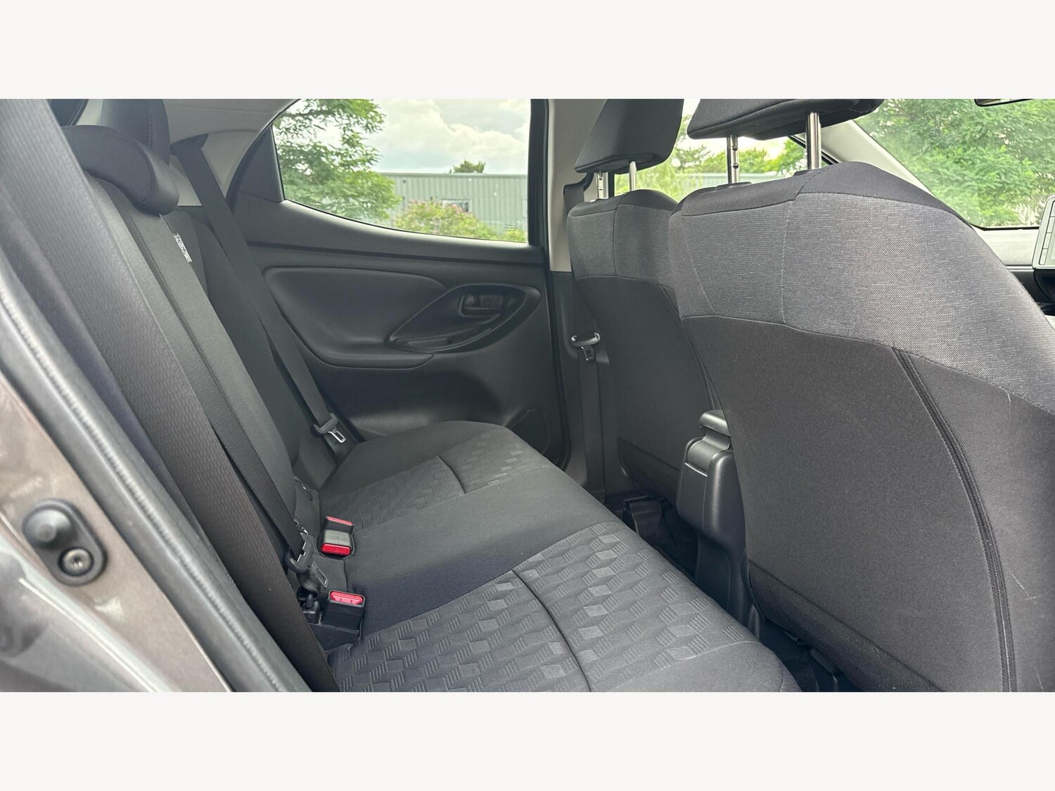 Used Toyota Yaris 2024 for sale - 77097384: Photo 14