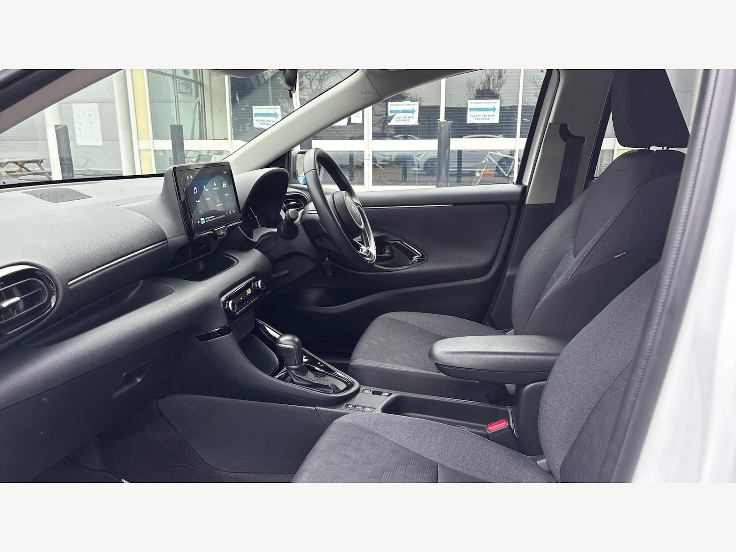 Used Toyota Yaris 2025 for sale - 77314755: Photo 12