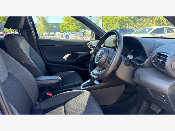 Used Toyota Yaris Cross 2023 for sale - 75990387: Photo 13