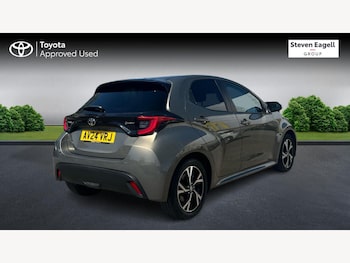 Used Toyota Yaris 2024 for sale - 78475400: Photo