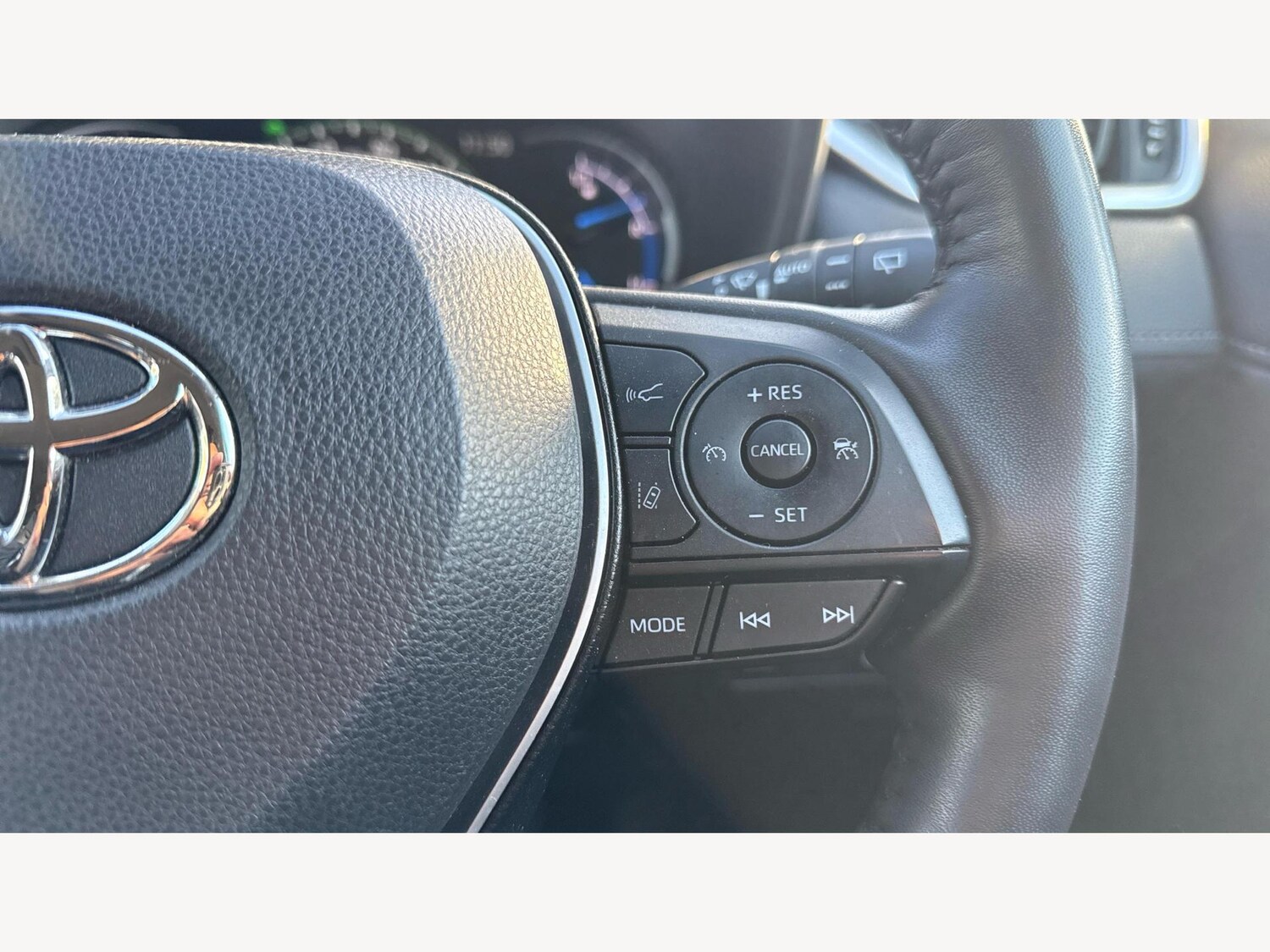 Used Toyota RAV4 2022 for sale - 76473063: Photo 24