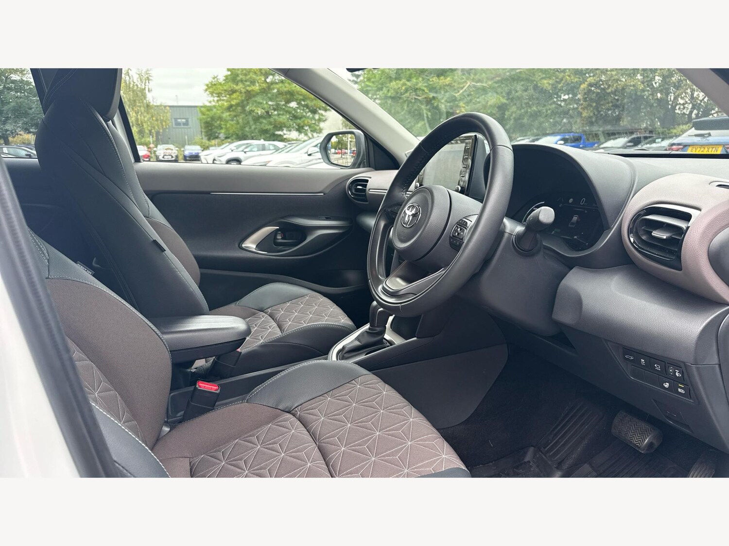 Used Toyota Yaris Cross 2024 for sale - 76174683: Photo 13