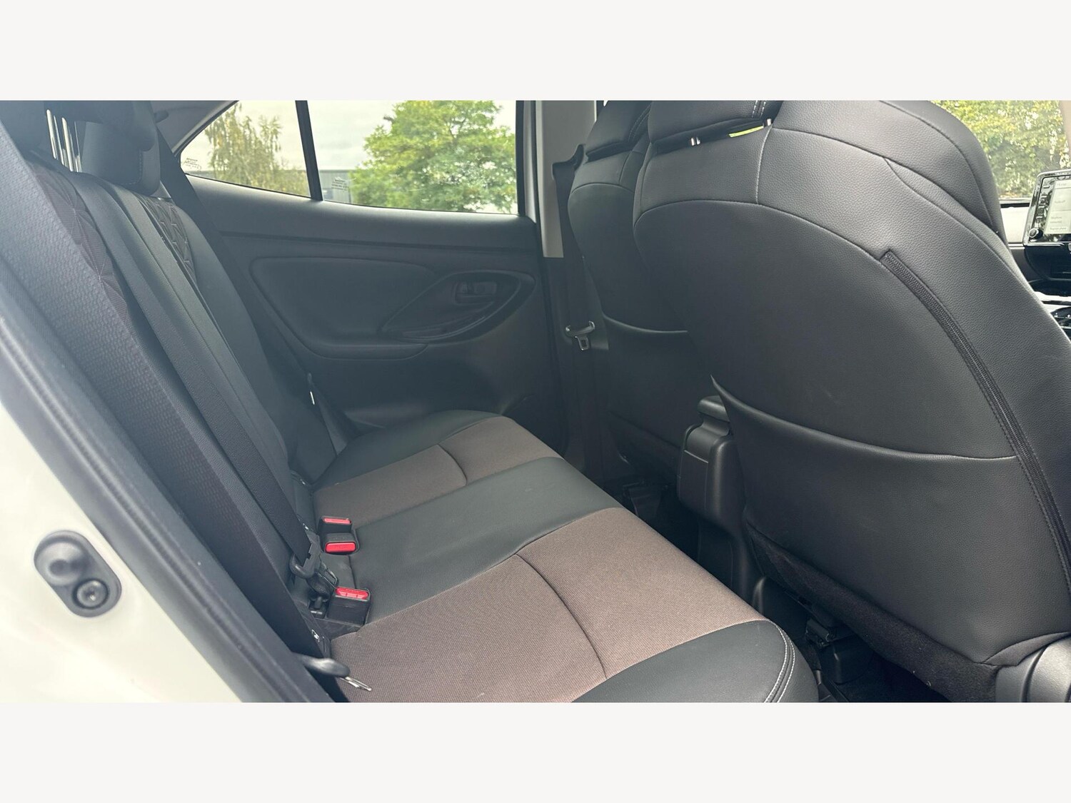 Used Toyota Yaris Cross 2024 for sale - 76174683: Photo 14