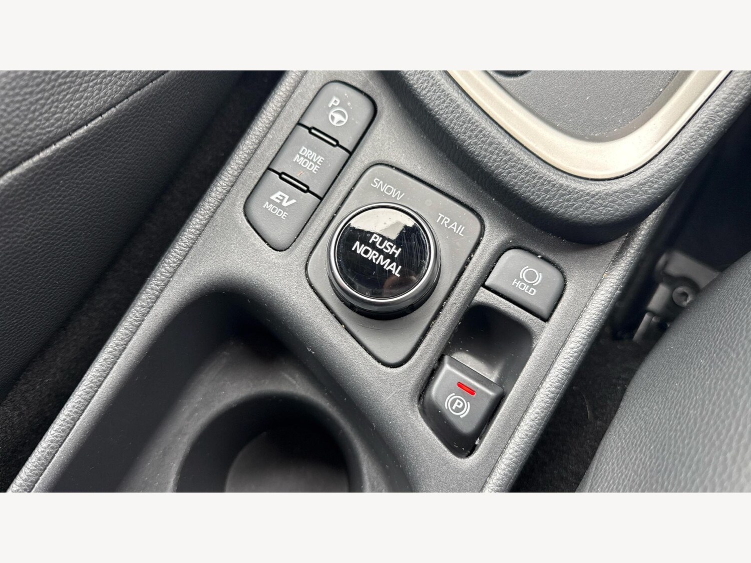 Used Toyota Yaris Cross 2024 for sale - 76174683: Photo 28