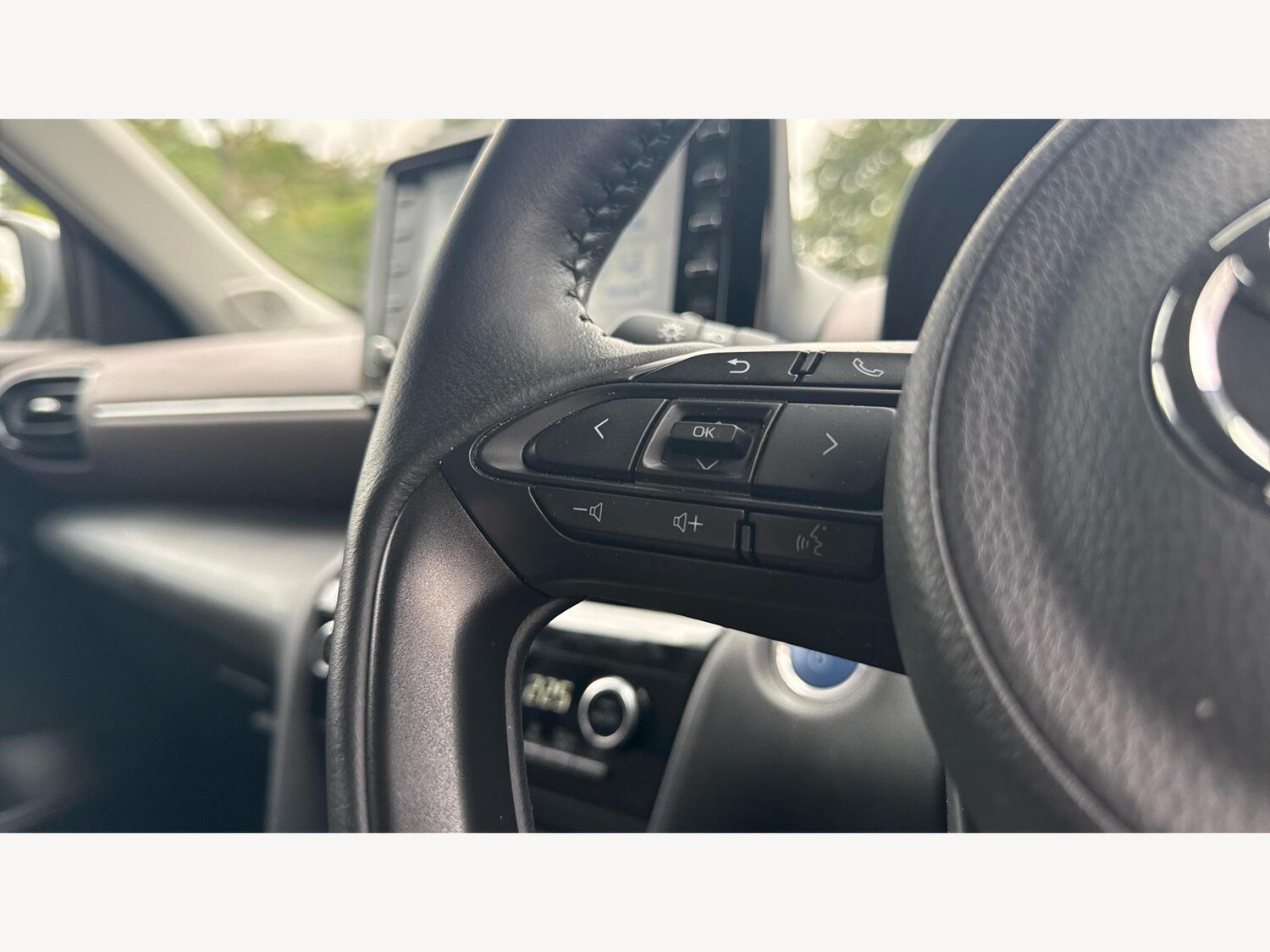 Used Toyota Yaris Cross 2024 for sale - 76174683: Photo 30