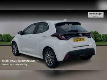 Used Toyota Yaris 2023 for sale - 78141444: Photo