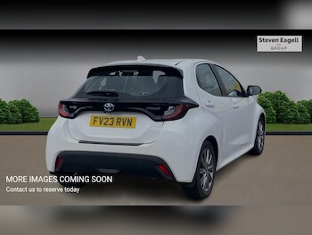 Used Toyota Yaris 2023 for sale - 78141444: Photo