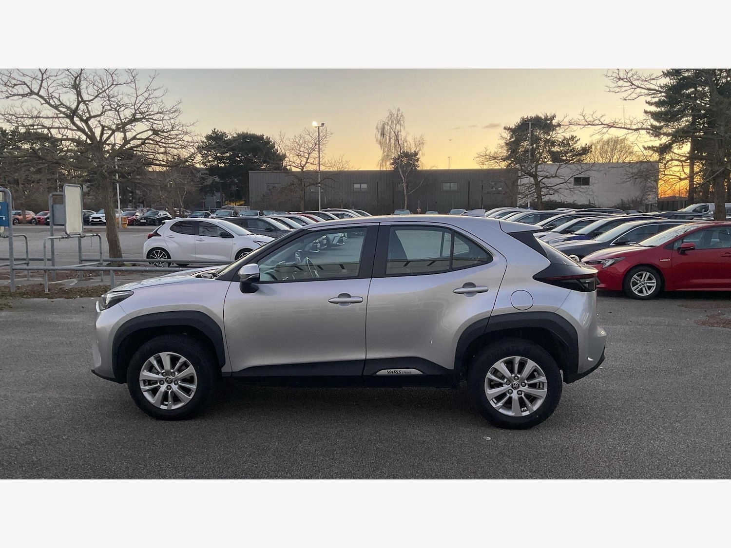 Used Toyota Yaris Cross 2024 for sale - 77101943: Photo 19