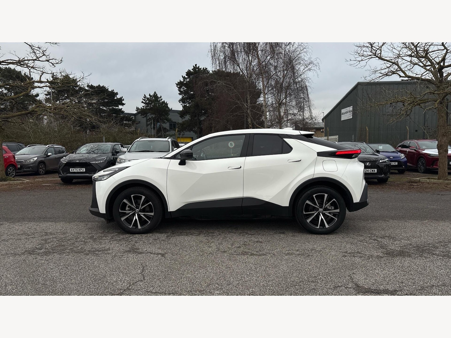 Used Toyota C-HR 2024 for sale - 77144208: Photo 19