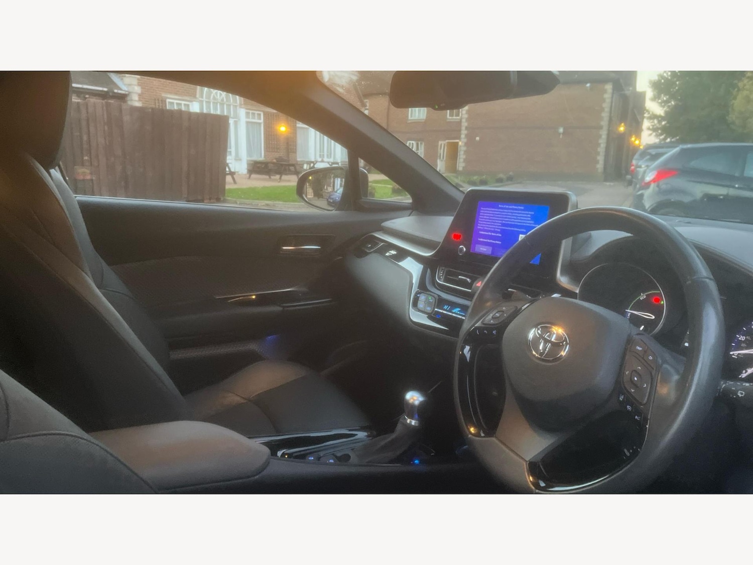 Used Toyota C-HR 2023 for sale - 76701248: Photo 13