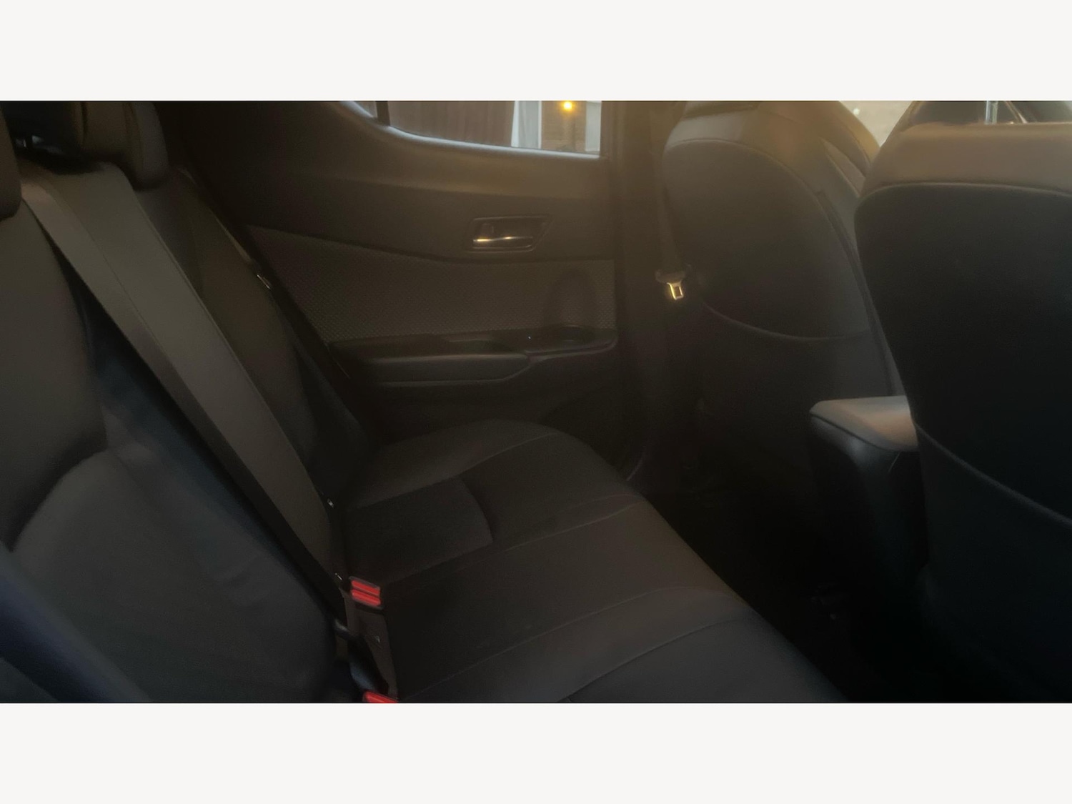 Used Toyota C-HR 2023 for sale - 76701248: Photo 14