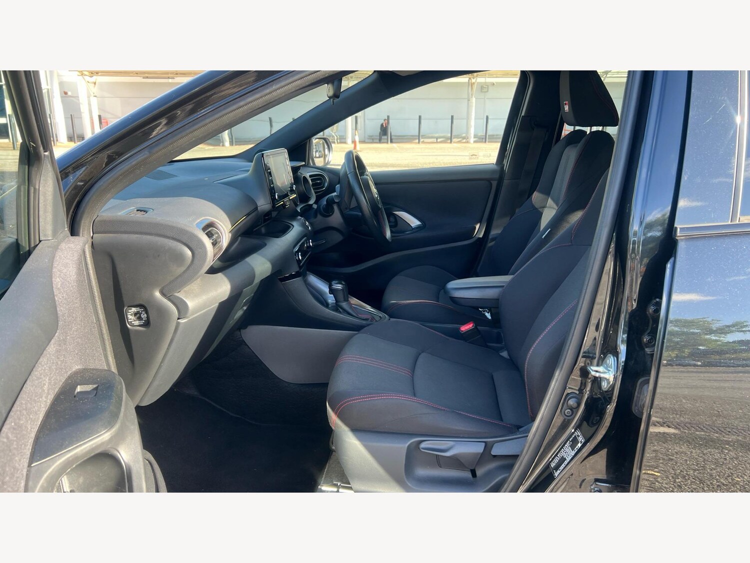 Used Toyota Yaris 2023 for sale - 76560918: Photo 12