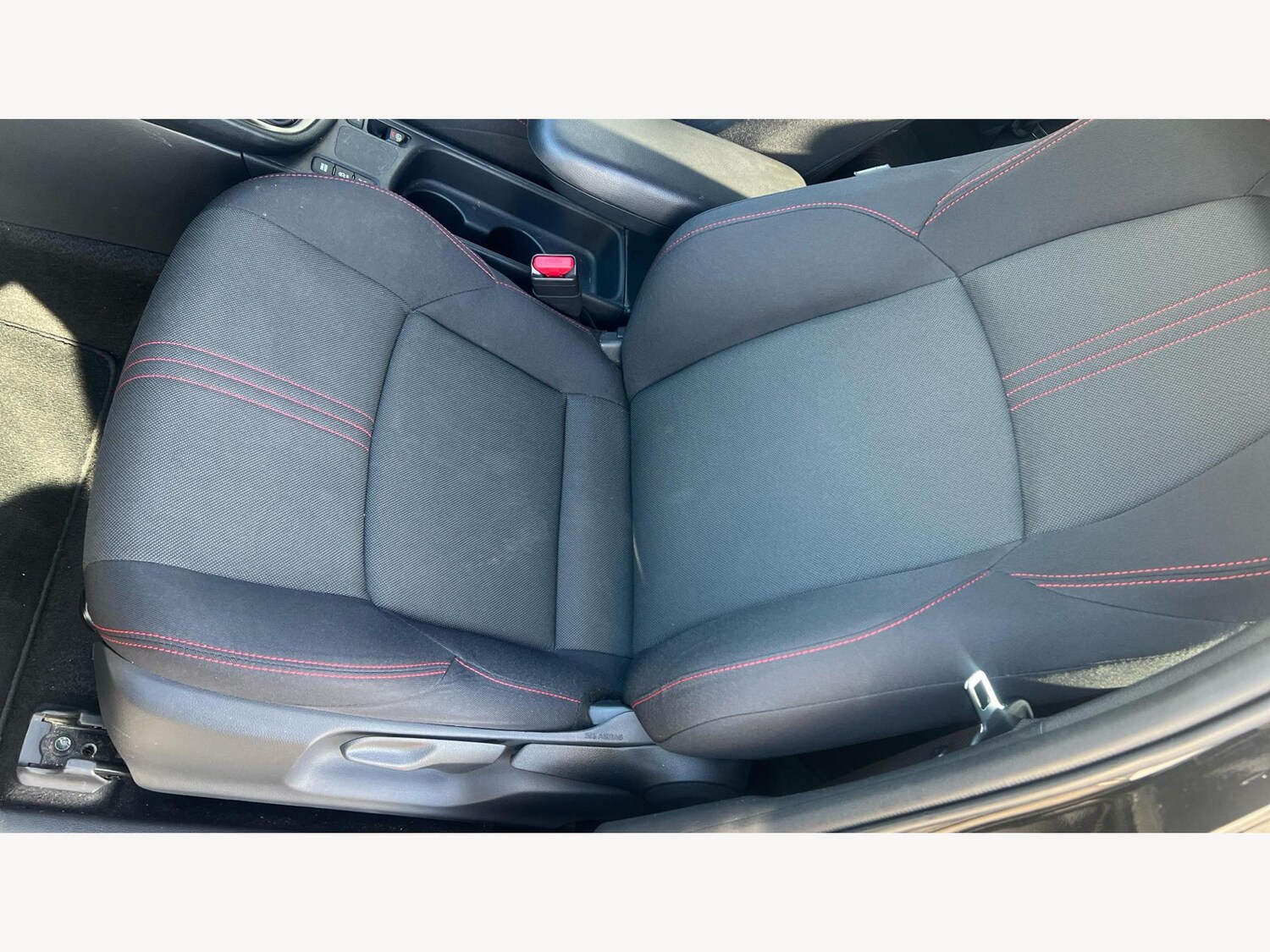 Used Toyota Yaris 2023 for sale - 76560918: Photo 24