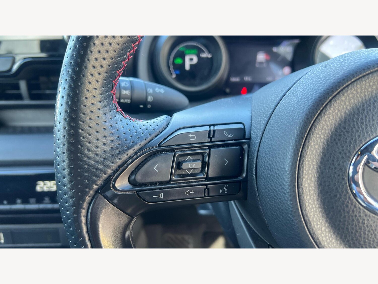 Used Toyota Yaris 2023 for sale - 76560918: Photo 30