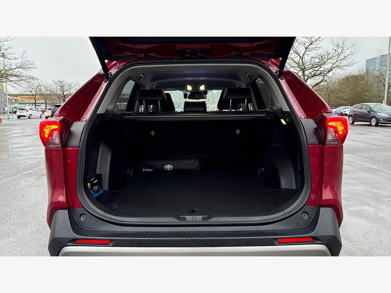 Used Toyota RAV4 2023 for sale - 77202676: Photo 16