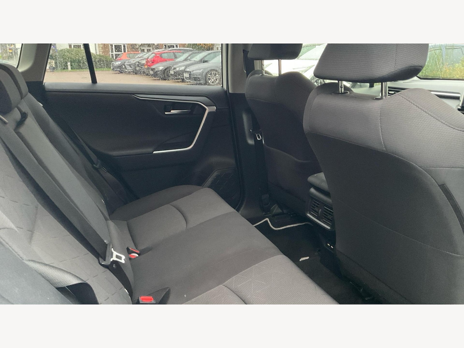 Used Toyota RAV4 2021 for sale - 76886711: Photo 14