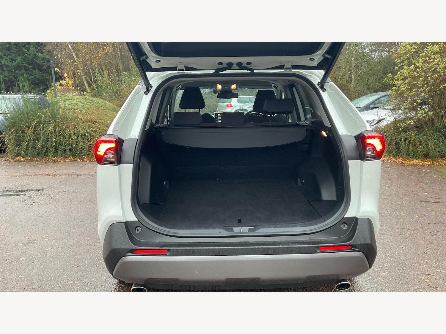 Used Toyota RAV4 2021 for sale - 76886711: Photo 16