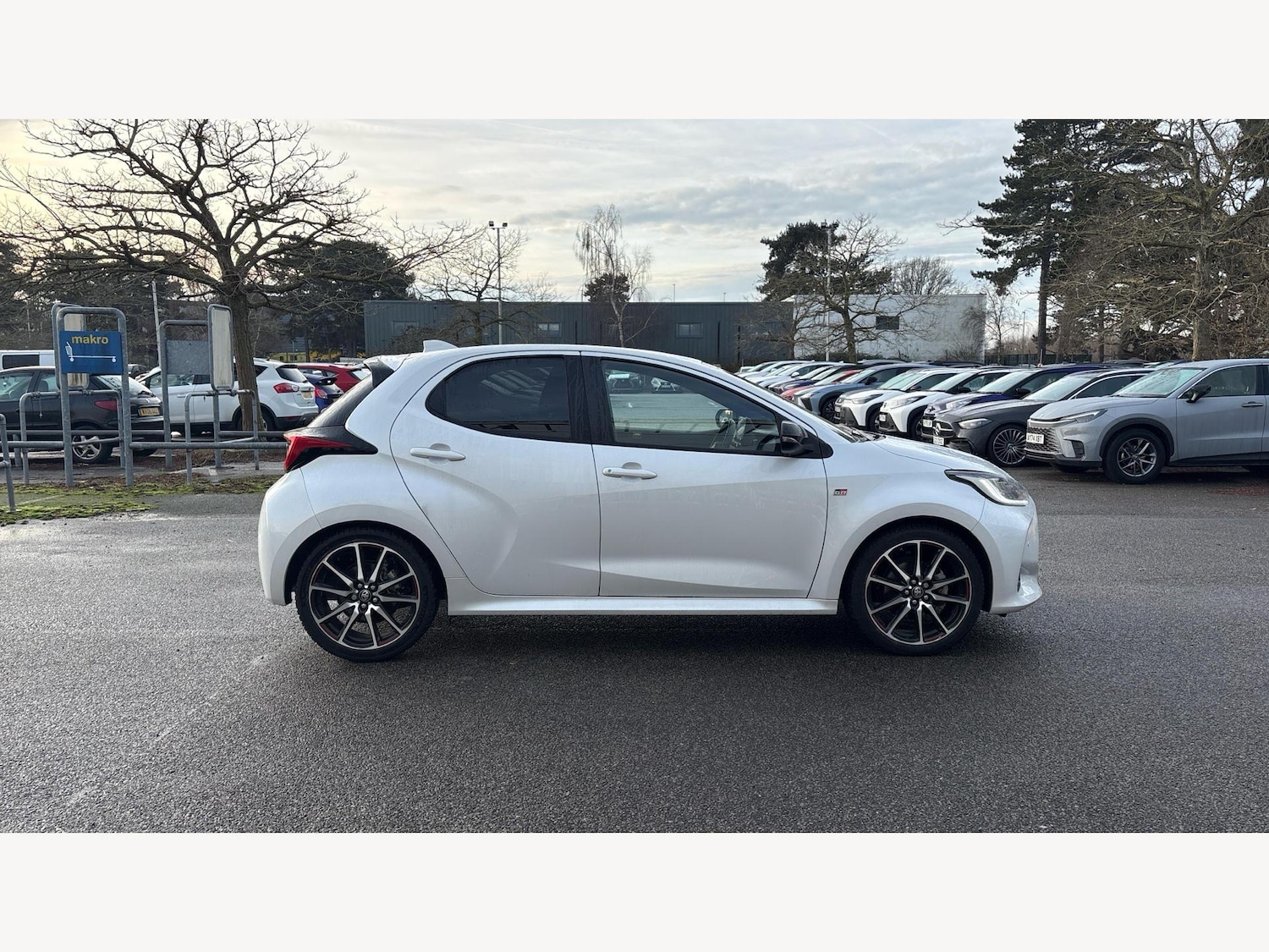 Used Toyota Yaris 2023 for sale - 77278797: Photo 18