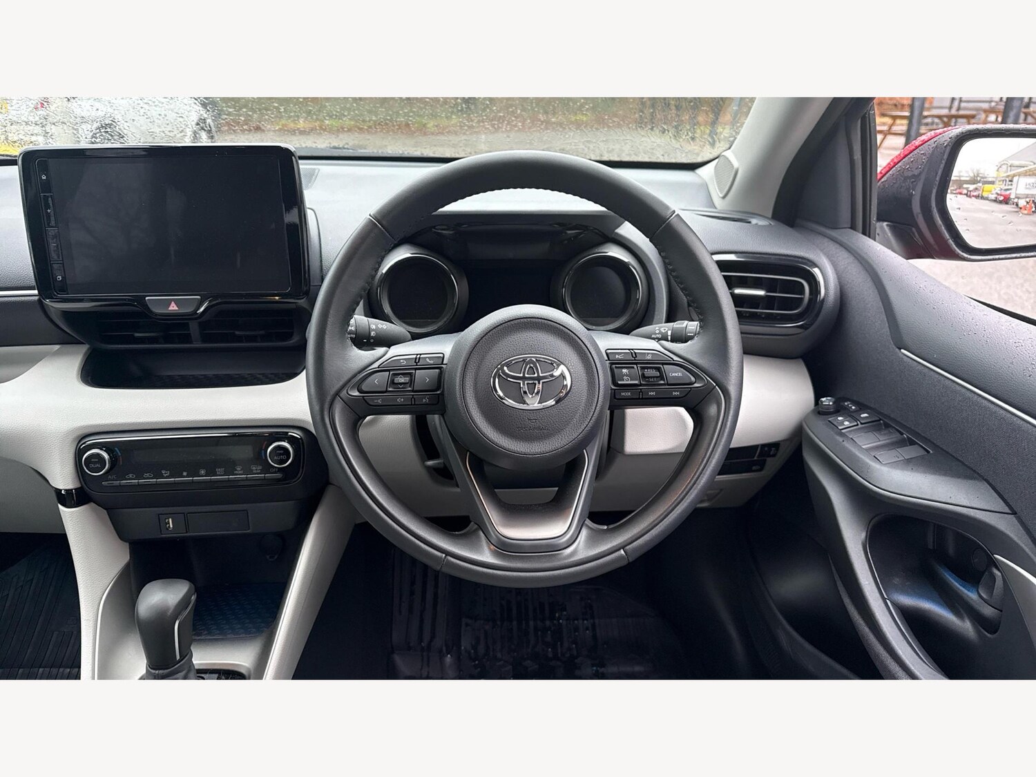 Used Toyota Yaris for sale - 77229595: Photo 10