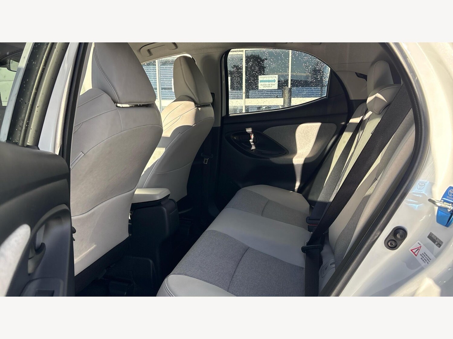 Used Toyota Yaris 2020 for sale - 77424851: Photo 15