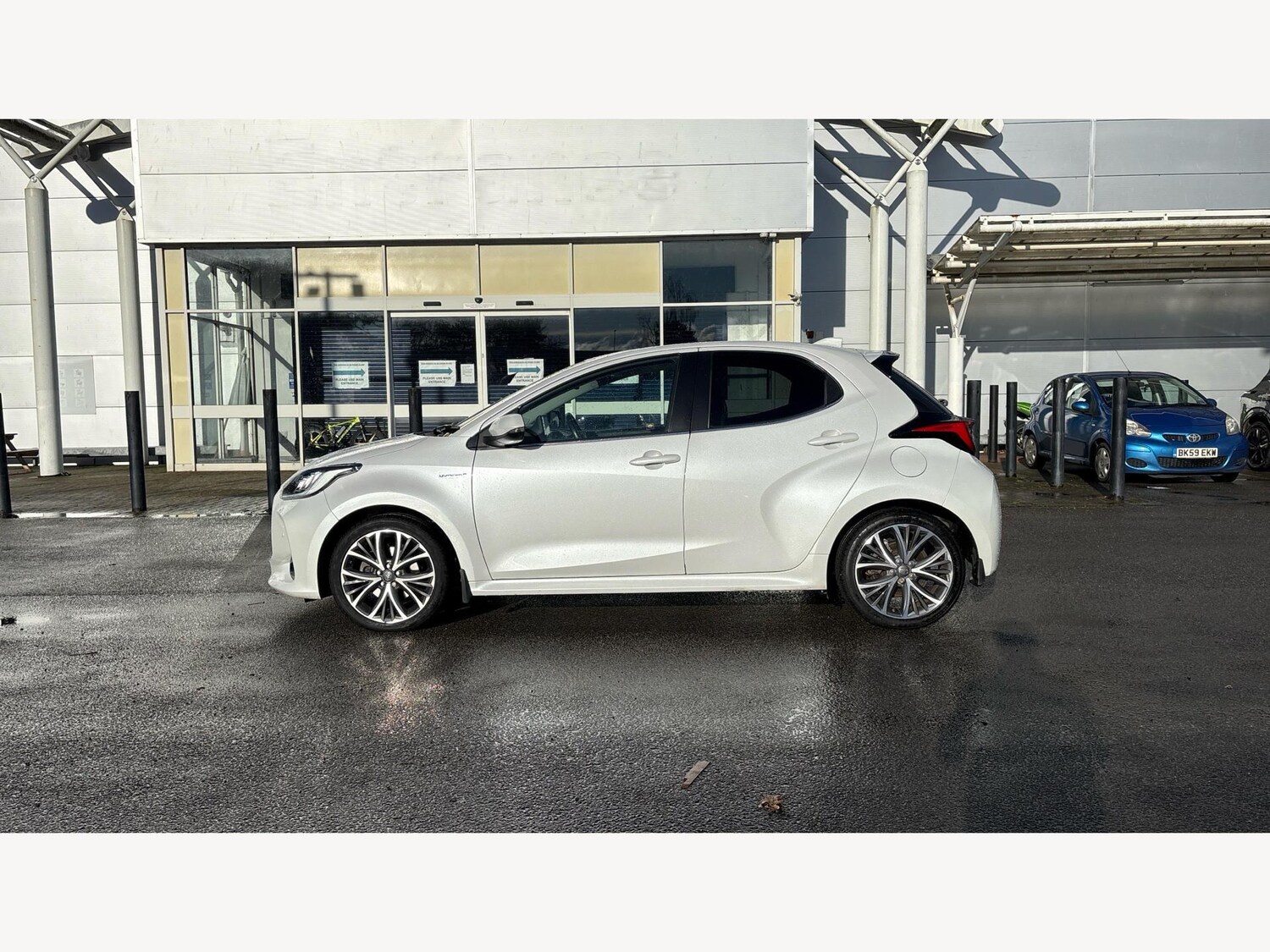 Used Toyota Yaris 2020 for sale - 77424851: Photo 19