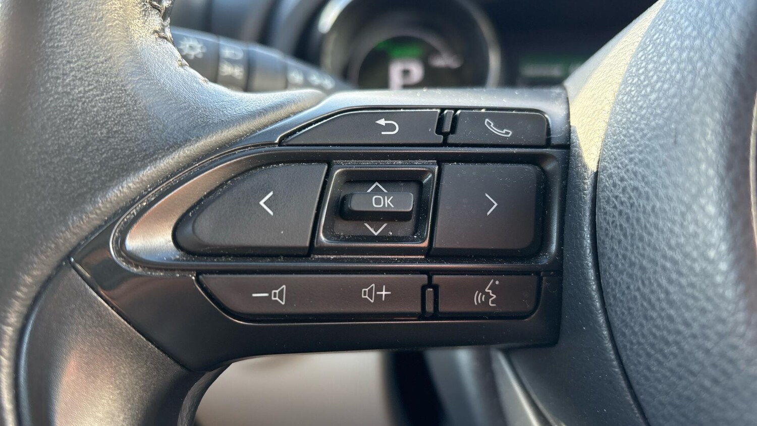 Used Toyota Yaris 2020 for sale - 77424851: Photo 33