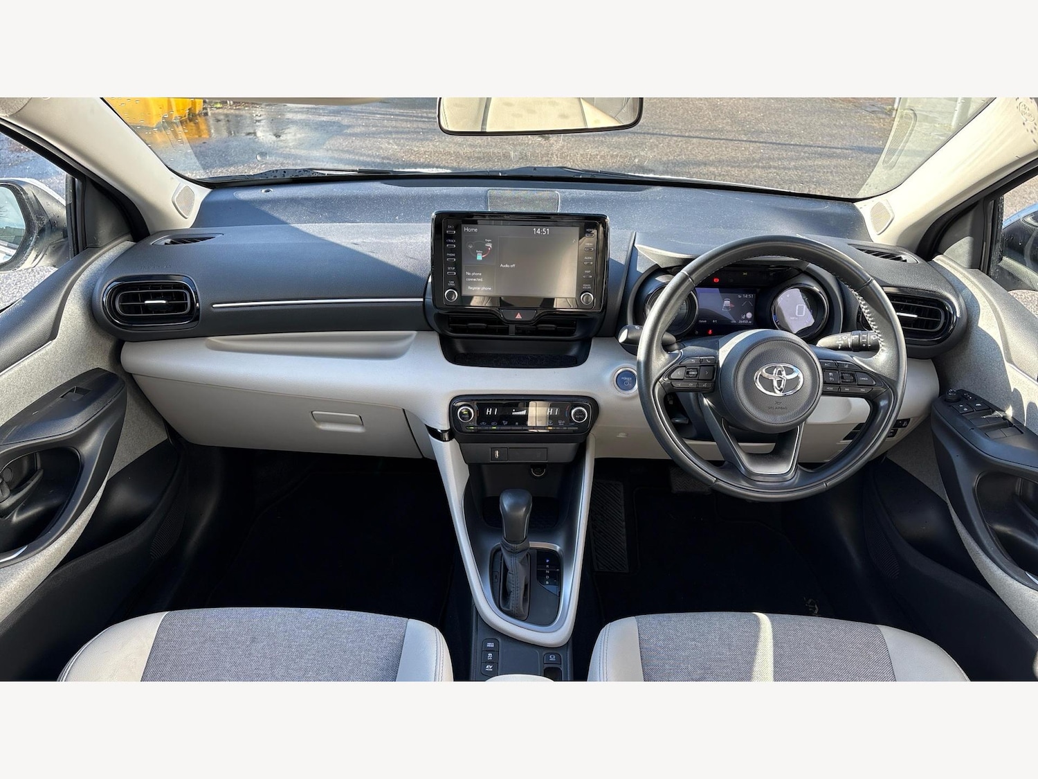 Used Toyota Yaris 2020 for sale - 77424851: Photo 7