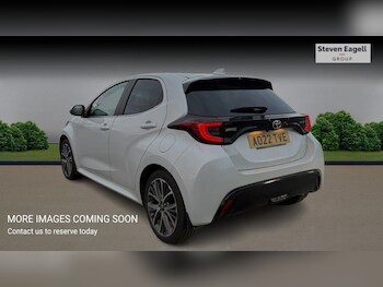 Used Toyota Yaris 2022 for sale - 76572098: Photo